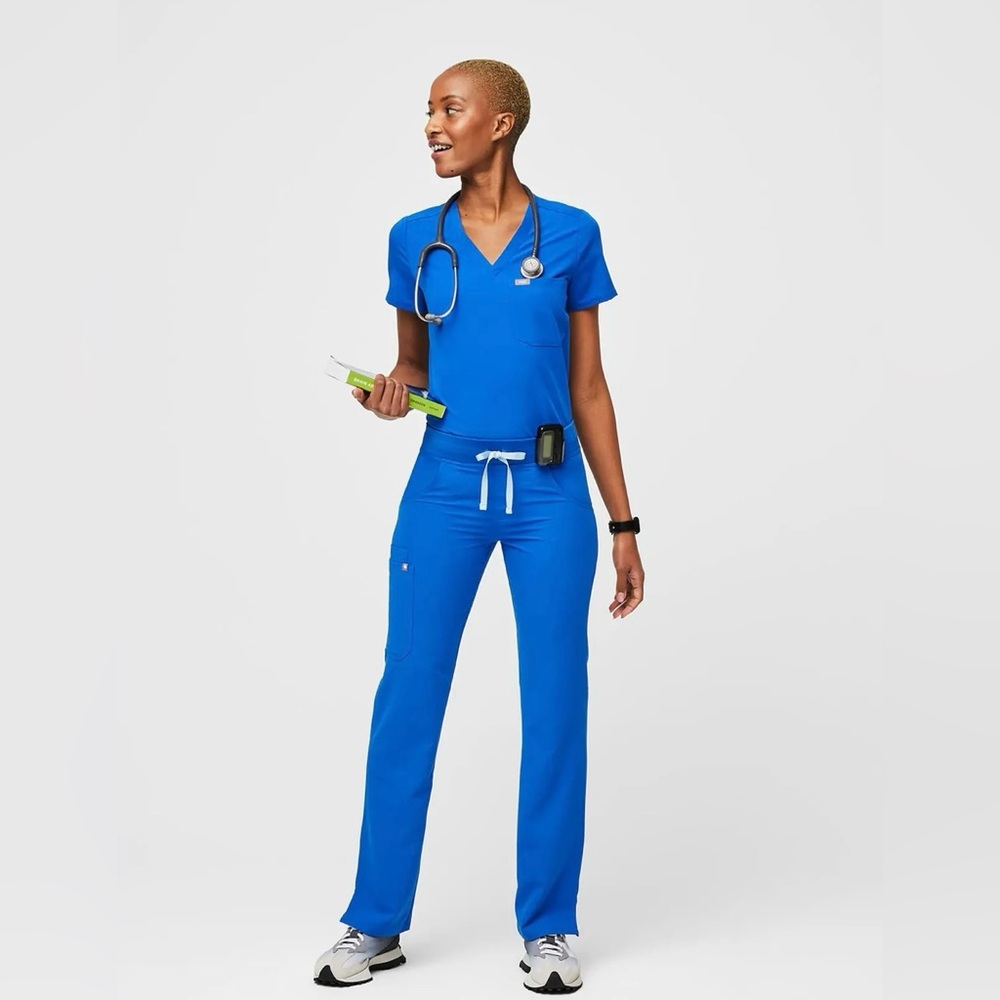 Figs Women's Royal Blue Scrub Set